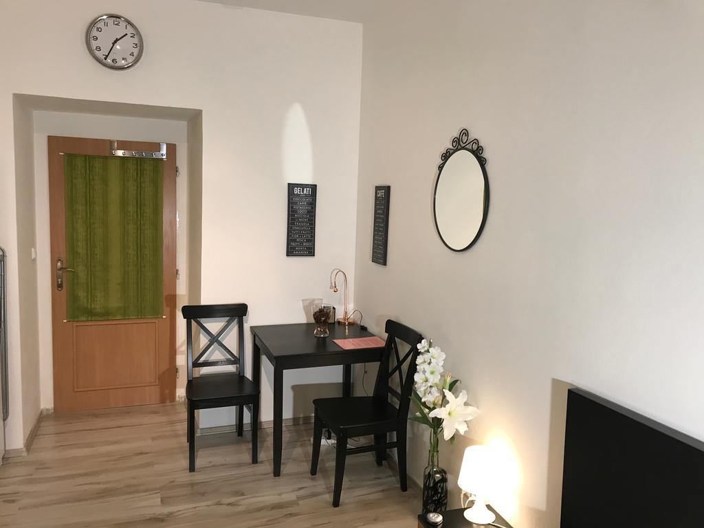 Big Homebase With Billardtable Apartmán Praha